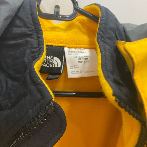 Northface Men’s Coat with matching fleece - Picture 8 of 8